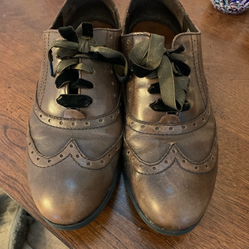 Born Shoes - Picture 2 of 5